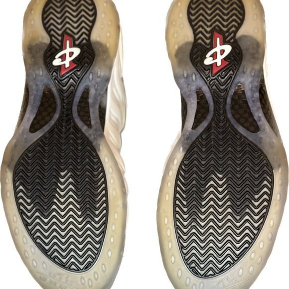 Nike Olympic Foamposite - Picture 9 of 15